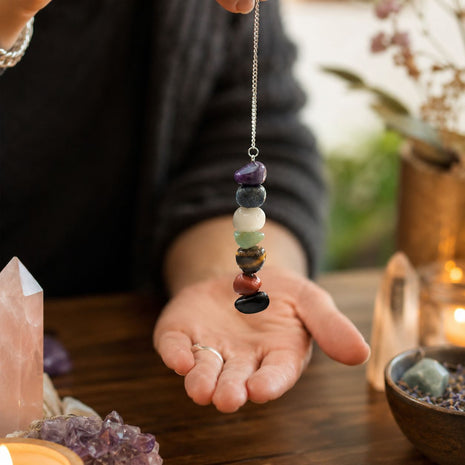 Imagen de Péndulo Siete Chakras de Piedras Pulidas - Lectura numerológica en In Your Path