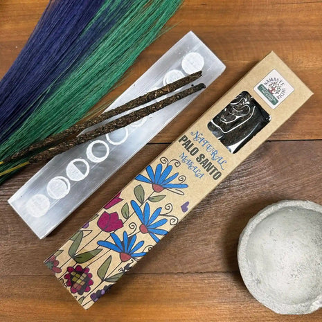 Imagen de Incienso Natural Masala Palo Santo – Namaste India (33 g) - Lectura numerológica en In Your Path