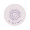 Logo circular con mandala en tonos lila que representa el camino interior, la armonía y el crecimiento personal en terapias holísticas.